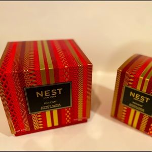NEST Holiday candle set, includes TWO (2) candles!!